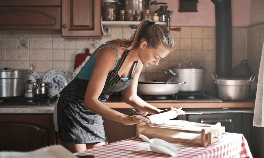 girl preparing food
